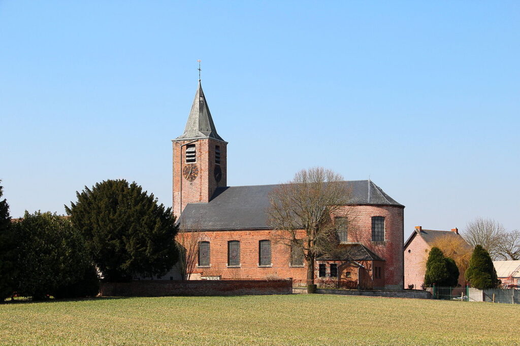 1280px-0_Houtaing_-_Eglise_Saint-Quirin_1