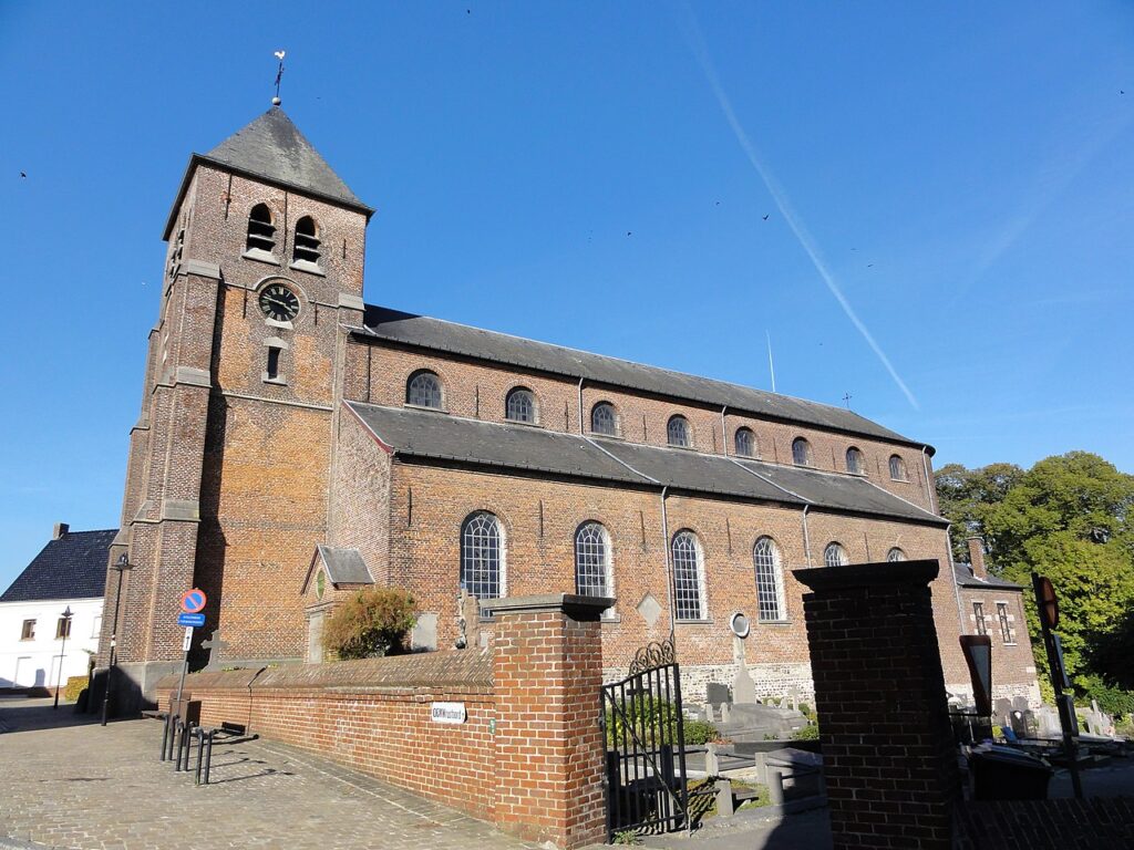 1280px-Etikhove_-_Sint-Britiuskerk_1