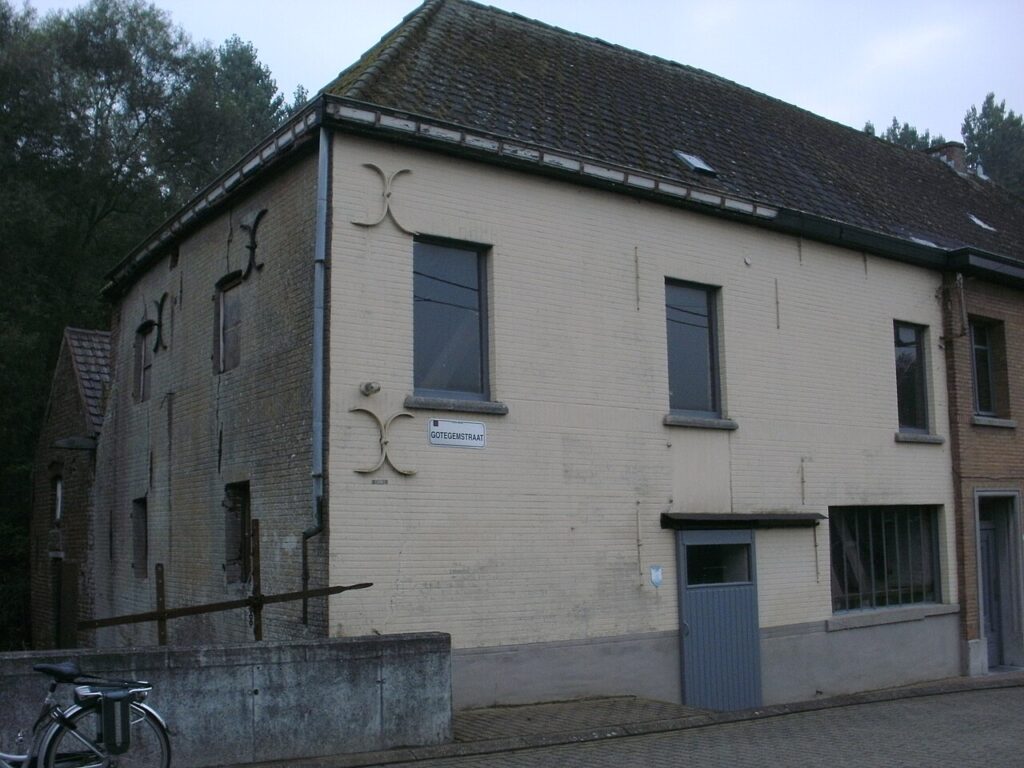 1280px-Gotegemmolen_Mere