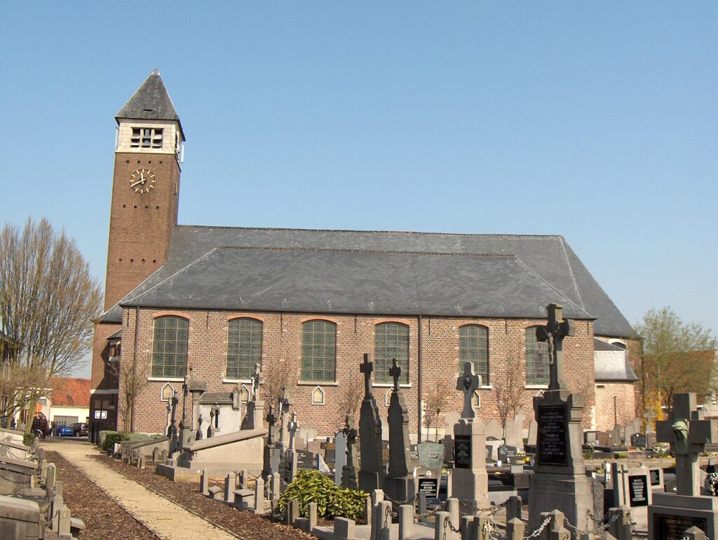 1280px-KluizenKerk