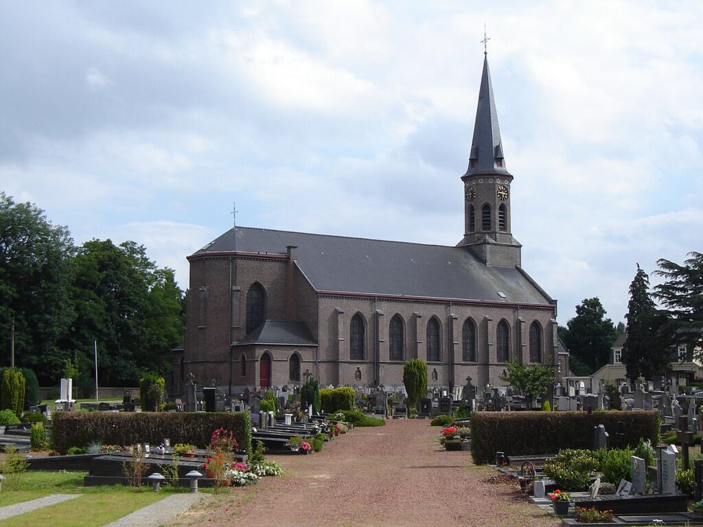 1280px-Sint-Denijs-Westrem_-_Sint-Denijskerk_3
