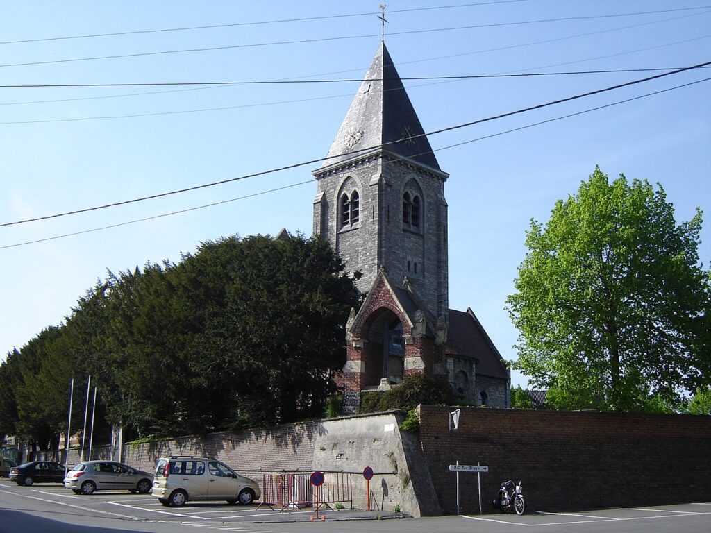1280px-Sint-Denijs_-_Sint-Dionysius_en_Sint-Genesiuskerk_1